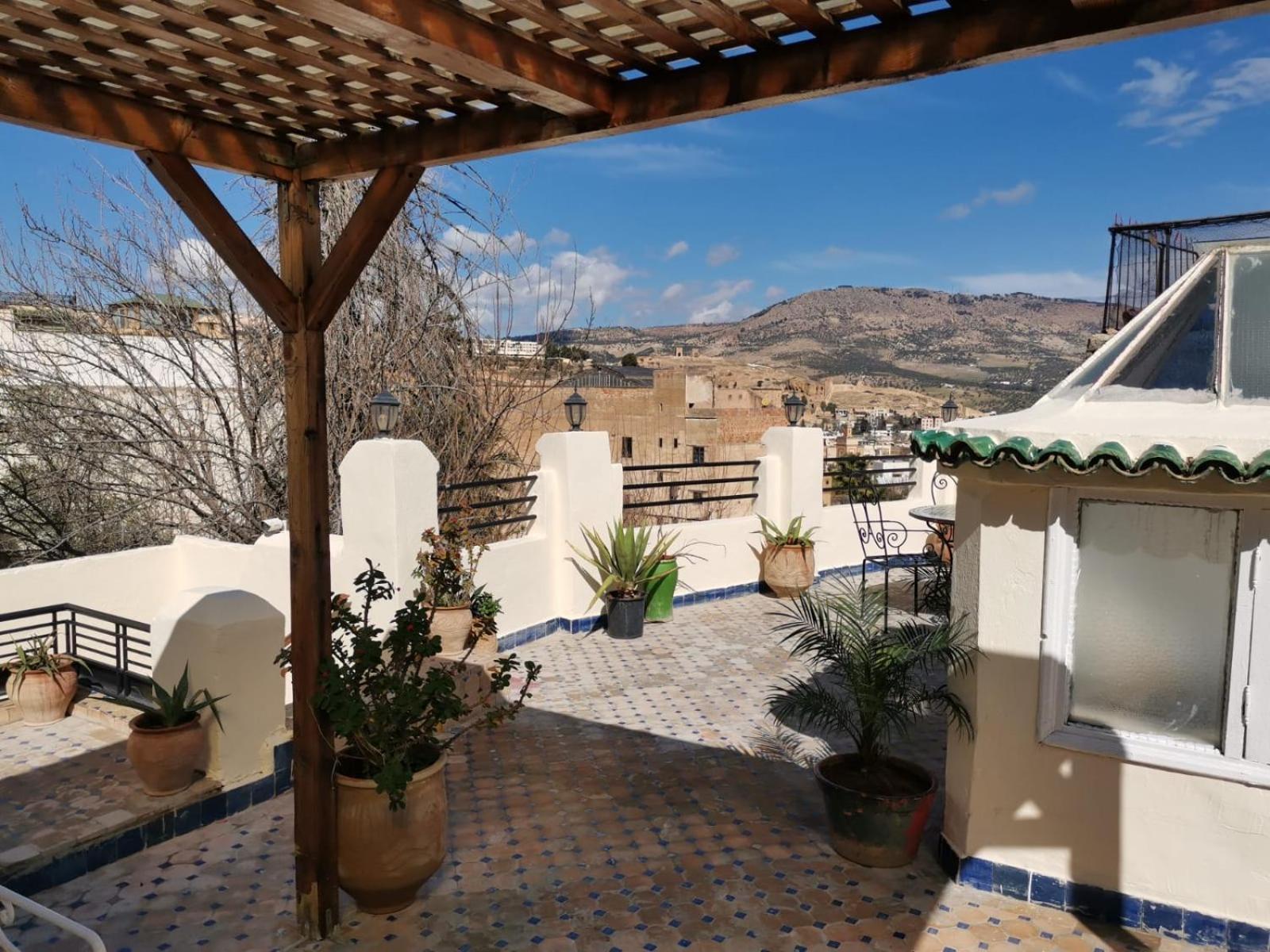 Riad Avec Terrasse Privee Et Piscine Partagee A 300M Fez Bagian luar foto